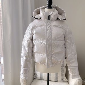 Aritzia Superpuff white gloss